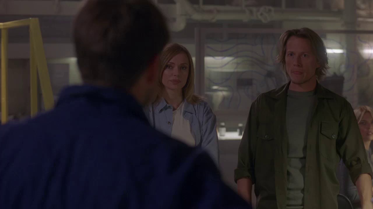 Raging Sharks (2005) WEB-DL Hin + Eng + Tam + Tel 720p AVC AAC 2.0.mkv.0002